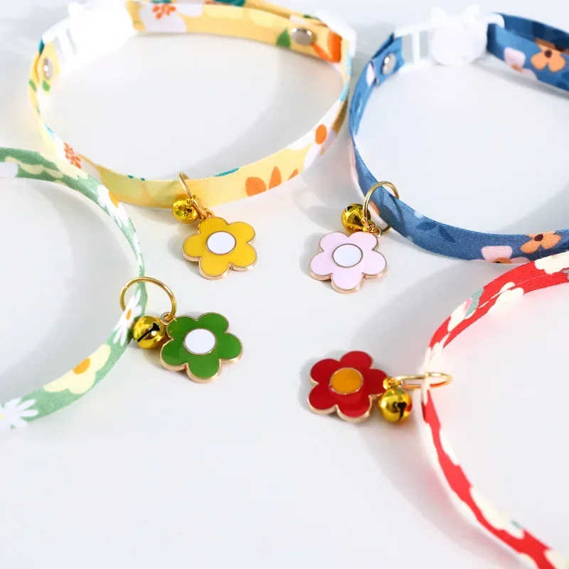 Cat Collars Adjustable Pet Collar for Bell Safety Buckle Creative Flower Cute Dog Necklace Pet Products Cat Accessories