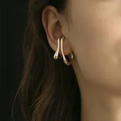 Vintage Gold Color Twisted Ear Clip Earring For Women Simple Geometric No Piercing Cartilage Ear Cuff Jewelry Gifts
