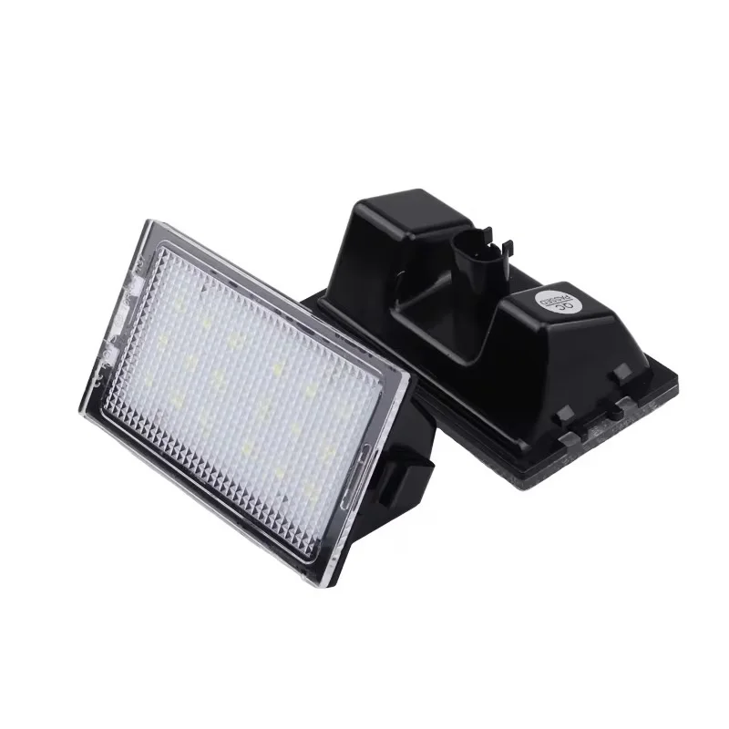 2Pcs 18 SMD White CANBUS LED License Plate Light Tag Lamp Number Plate For Land Rover Discovery LR3 LR4 Freelander Sport