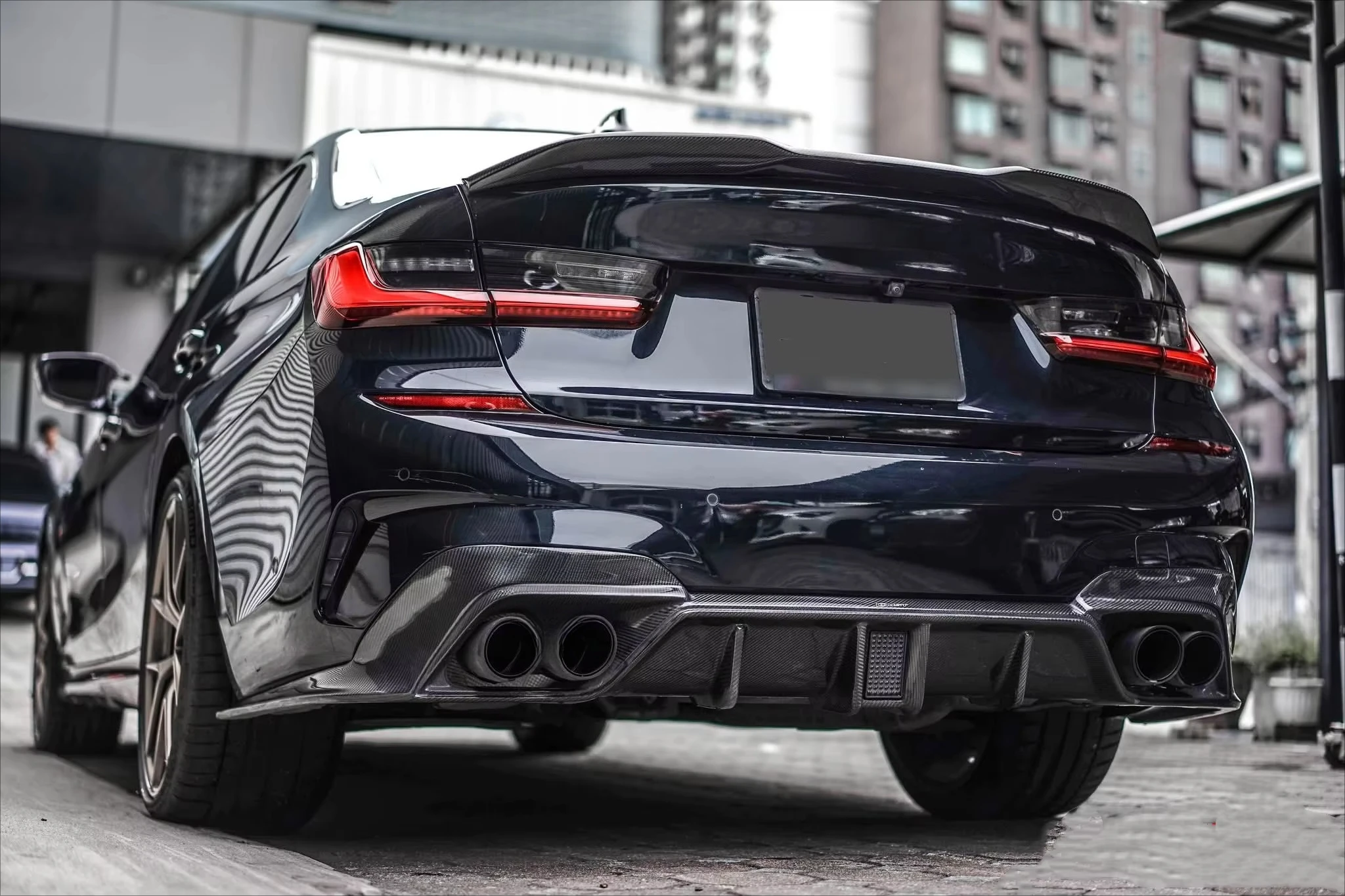 ألياف الكربون CMST نمط الناشر الخلفي مع مصباح ليد ل 3 سلسلة G20 M-Sport 330i M340i شفة ممتصة للصدمات الخلفية الناشر