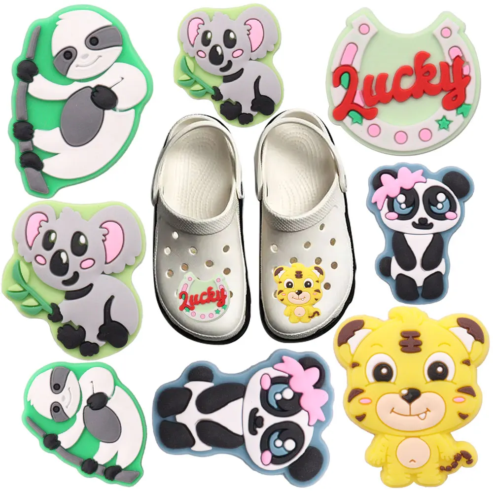 5 teile/satz PVC niedlichen Cartoon Tier Kawaii Panda Koala Tiger Glück Schnalle Clog Charms Garten Schuhe Knopf Dekorationen Kind Geschenk