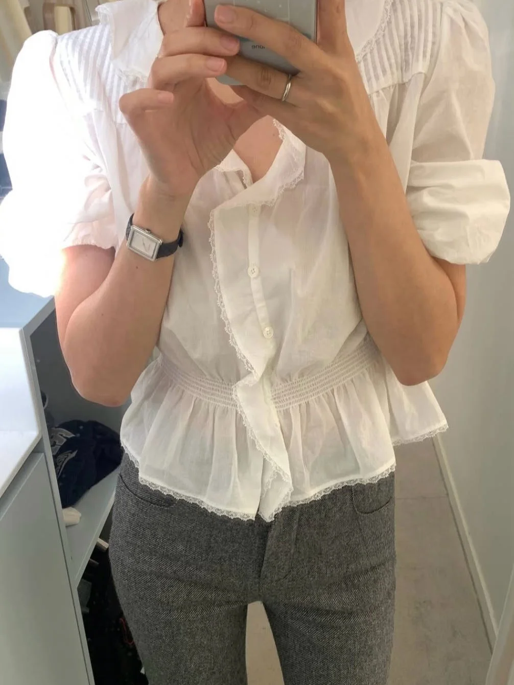 

Женская блузка Candy Miss Korean Sle Tannat с романтичным рюшем по низу, V-образным вырезом, приталенная, из дышащего чистого хлопка, с коротким рукавом