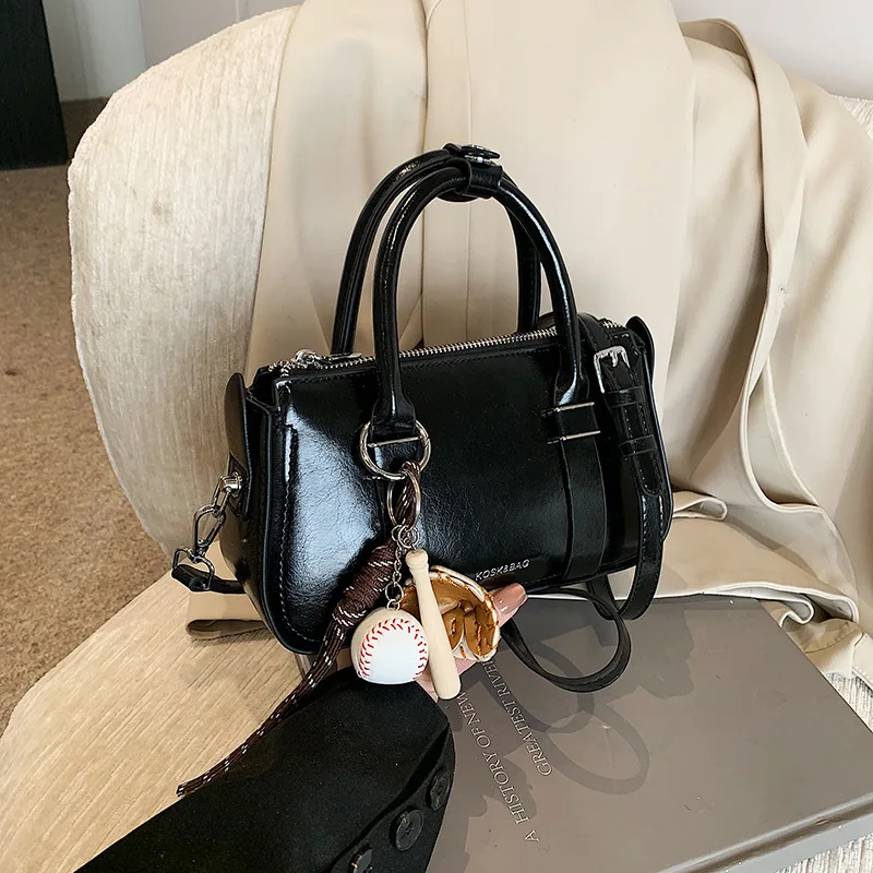 

Exquisite Retro Women Handbags 2025 New Autumn Winter PU Leather Crossbody Shoulder Bag Versatile Small Square Tote Bags