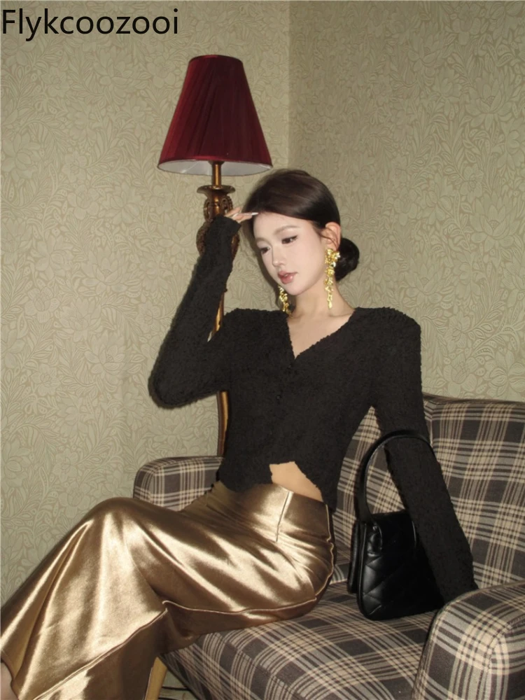 2024 New Long-sleeved V-neck Cardigan High-end Satin Chinese-style Gold Skirt Slim Fit Vintage Costume Deux Pieces Femme