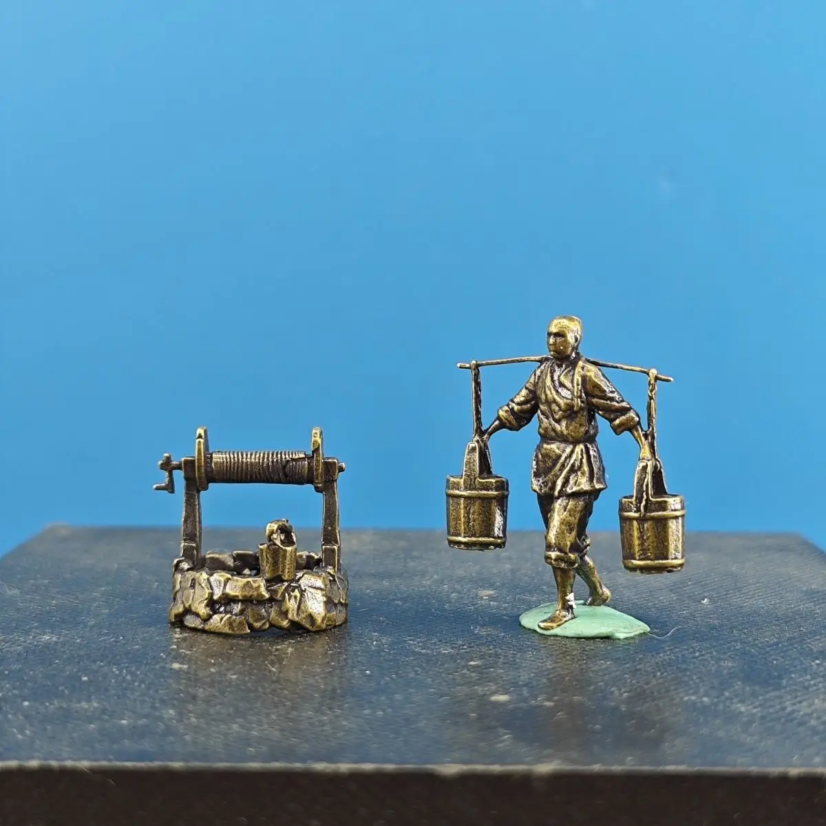 A Brass Farmer's Well Carrying Water, Ancient-style Little Figure Sand Table Micro-landscape Bonsai Model