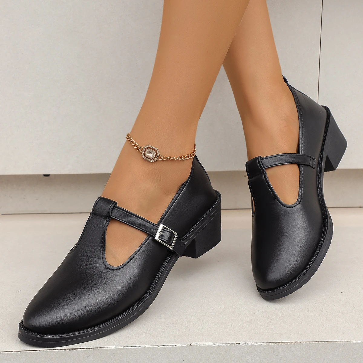 Scarpe Mary Jane da Donna con  - Women Formal Wear For Office recensione e prezzo