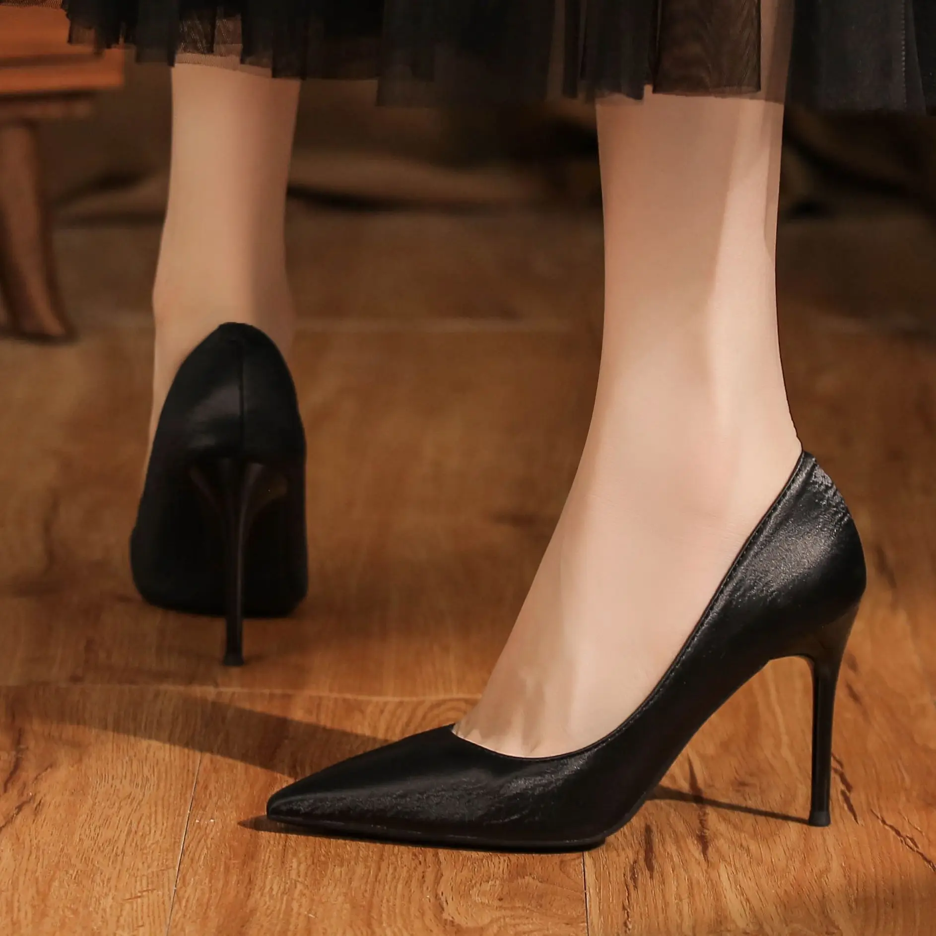 

Satin stiletto pointed high heels professional commuter wedding shoes banquet dress with temperament women's shoes French