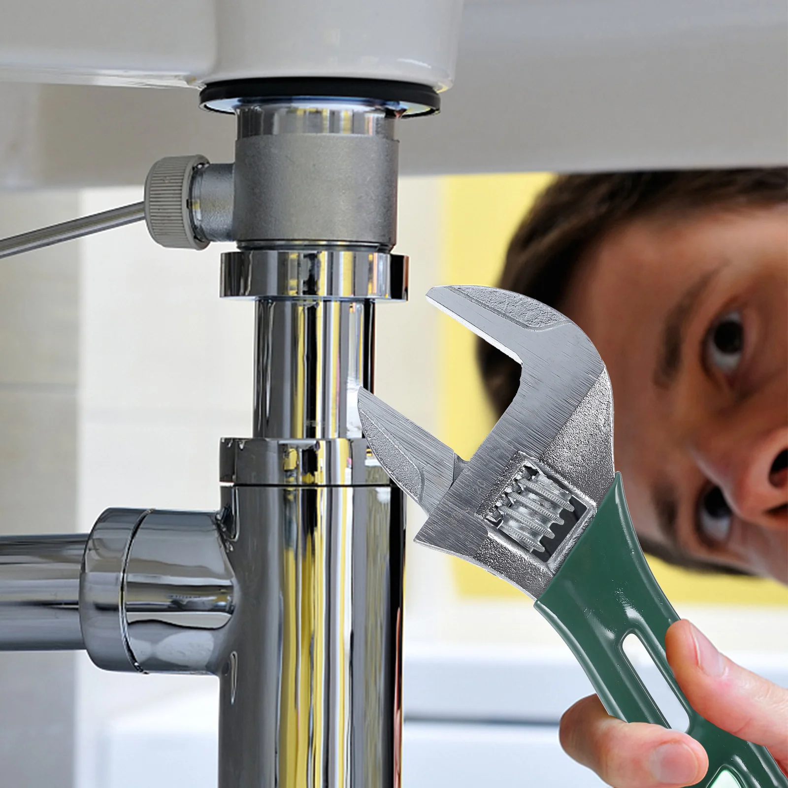 

Wide Mouth Adjustable Spanner Short Handle Monkey Wrench Durable Steel Compact Design for Water Pipe Screw Nut Fixing