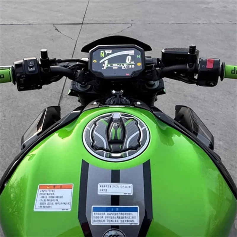 

For Kawasaki ZX4R ZX4RR Z900 Z400 Z650 2017-2024 Accessories For Ninja 400 650 Sticker Fuel Tank Pad Gas Oil Cap Protector Cover