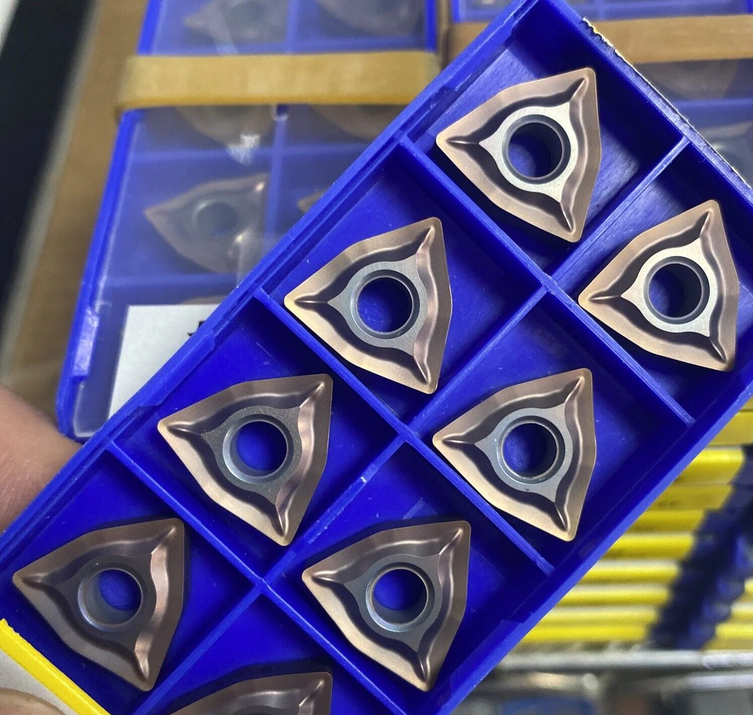 

10box WNMG080404-EF 205 / WNMG080408-EF 205 CNC Carbide turning insert For MWLNR /L