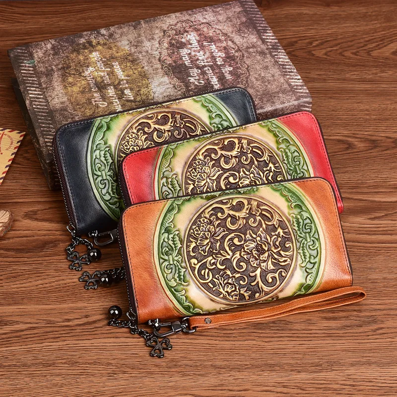 Long embosed retro national style hand money baitou layer coat-skin change card bag large capacity mobile phone storage wallet