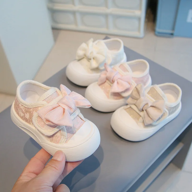 #17 Trending Skateboard Shoes Right Now