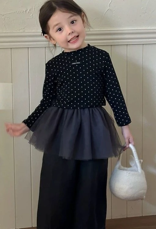 Girls Stylish Round Neck Long Sleeve T-Shirt 2026 Autumn New Childrens Polka Dot Versatile Top Pure Cotton Base Shirt