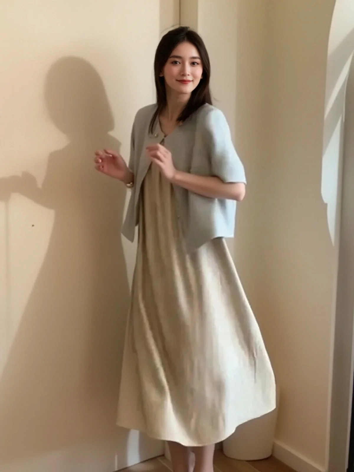 Cardigã Curto F E de Verão com Manga Curta, Design Fino, Sensação de Alta Qualidade, Botão Único, Gola Redonda ...