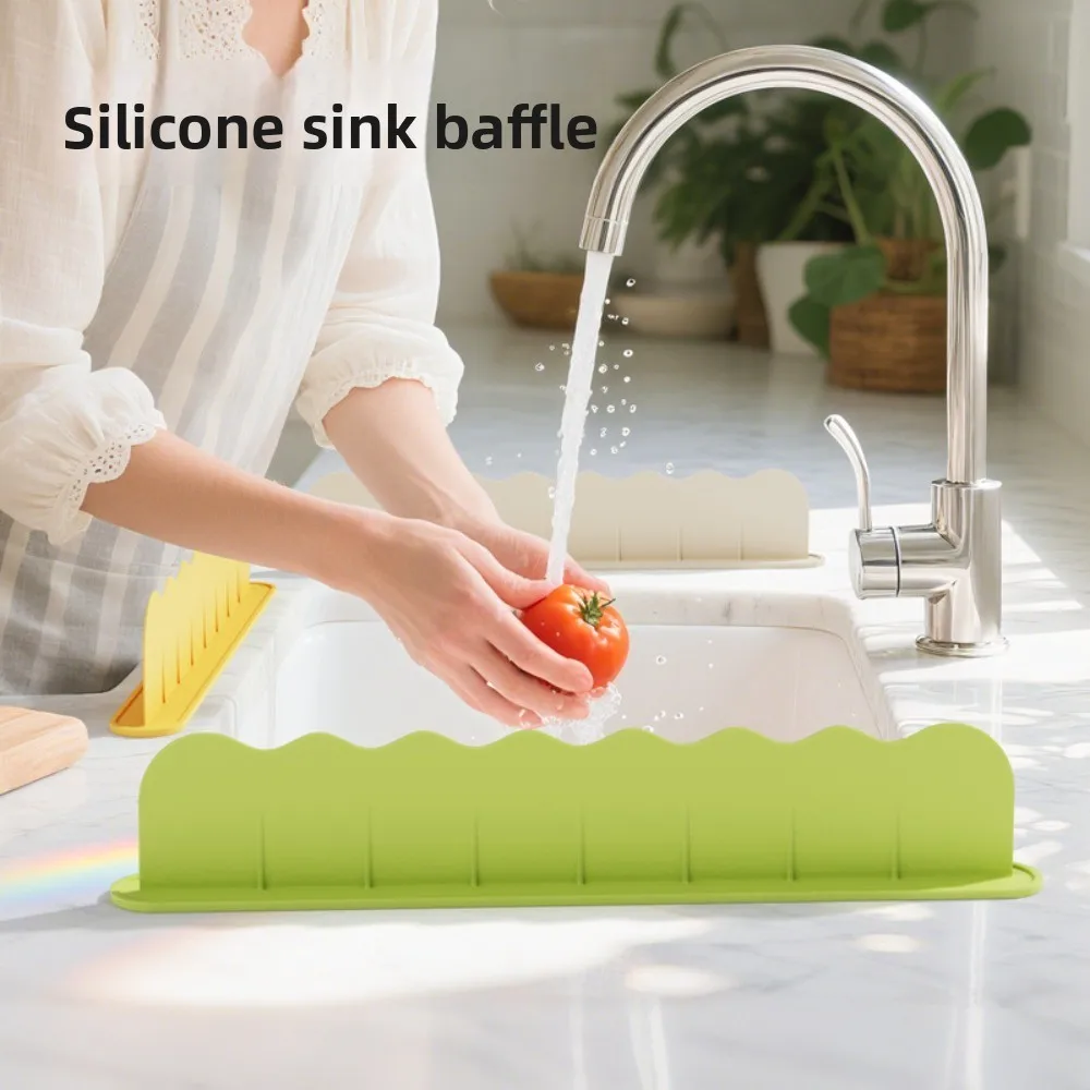

Kitchen Silicone Water Deflector, Sink Countertop Water Barrier, Householdanti-splashpartition for Washing Vegetables and Dishes