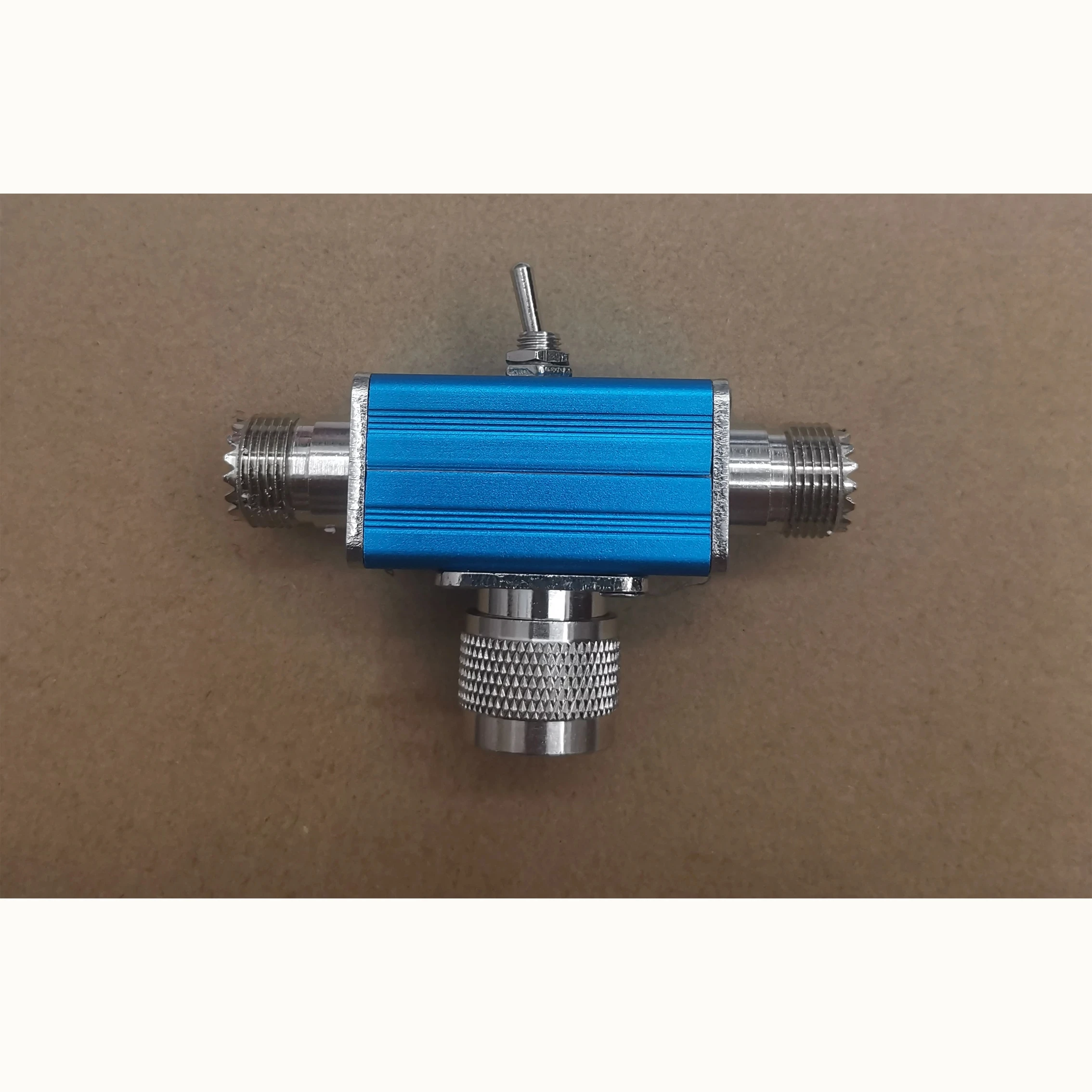 

New Antenna Switch, Manual Antenna Switch, Walkie-Talkie Locomotive Outdoor Antenna Switch