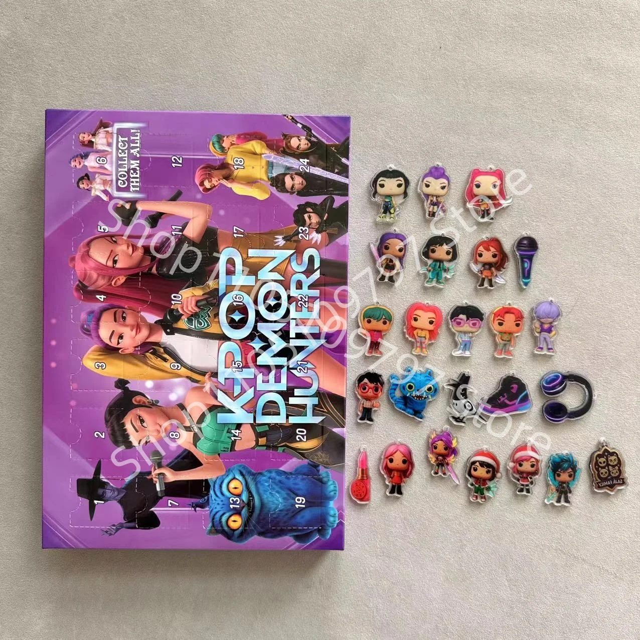 2025 nueva gran oferta Navidad Kpop Demon Hunting 24 piezas calendario de Adviento cajas ciegas sorpresa para Halloween caja misteriosa regalos Juguetes