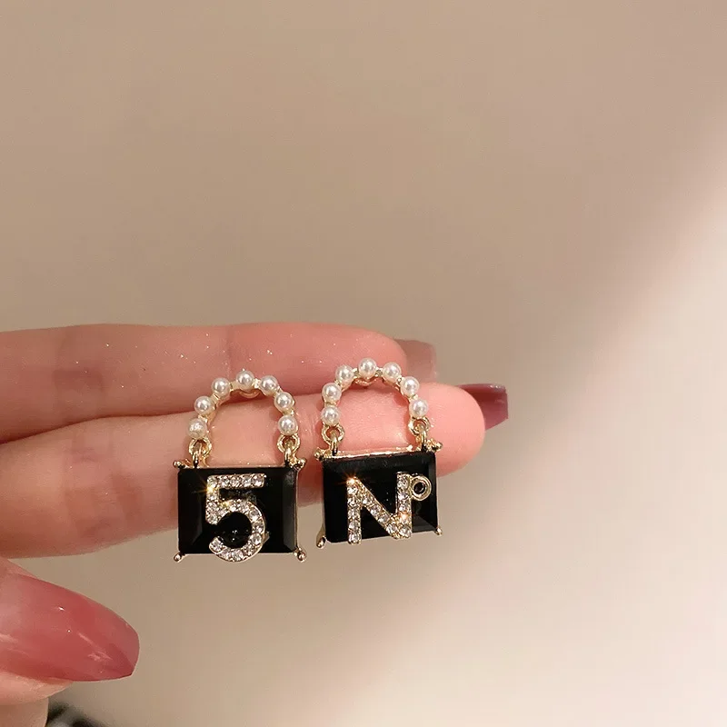 No.5 Letter C Earrings Luxury Number 5 Logo D V  G Copy Famous Brand Jewelry Coco Imitation Crush Cute Earrings with Stone Japan