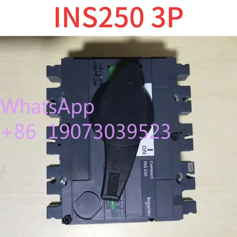 

Second-hand Isolation switch INS250 3P