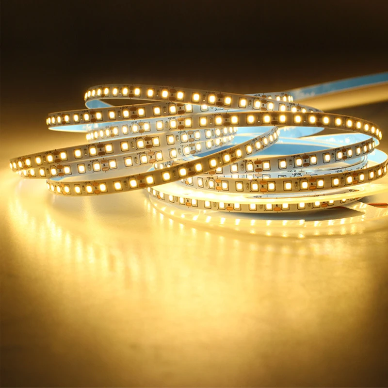 Striscia LED a bassa tensione autoadesiva 12v, striscia LED 24v Striscia LED morbida flessibile per interni Striscia LED autoadesiva lineare