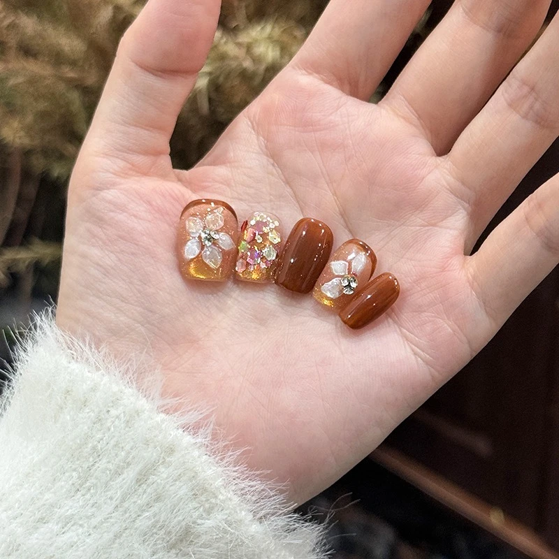 

10pcs Sweet Caramel Sunflower Handmade Press on Nails Autumn and Winter Nails Full Cover Wearable False Nails