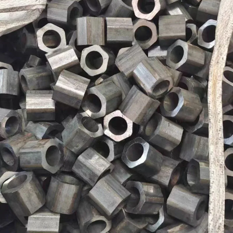 أنابيب فولاذية غير ملحومة سداسية الشكل ، أنابيب فولاذية سداسية الشكل ، دائرية داخلية ، مواد ذاتية الصنع