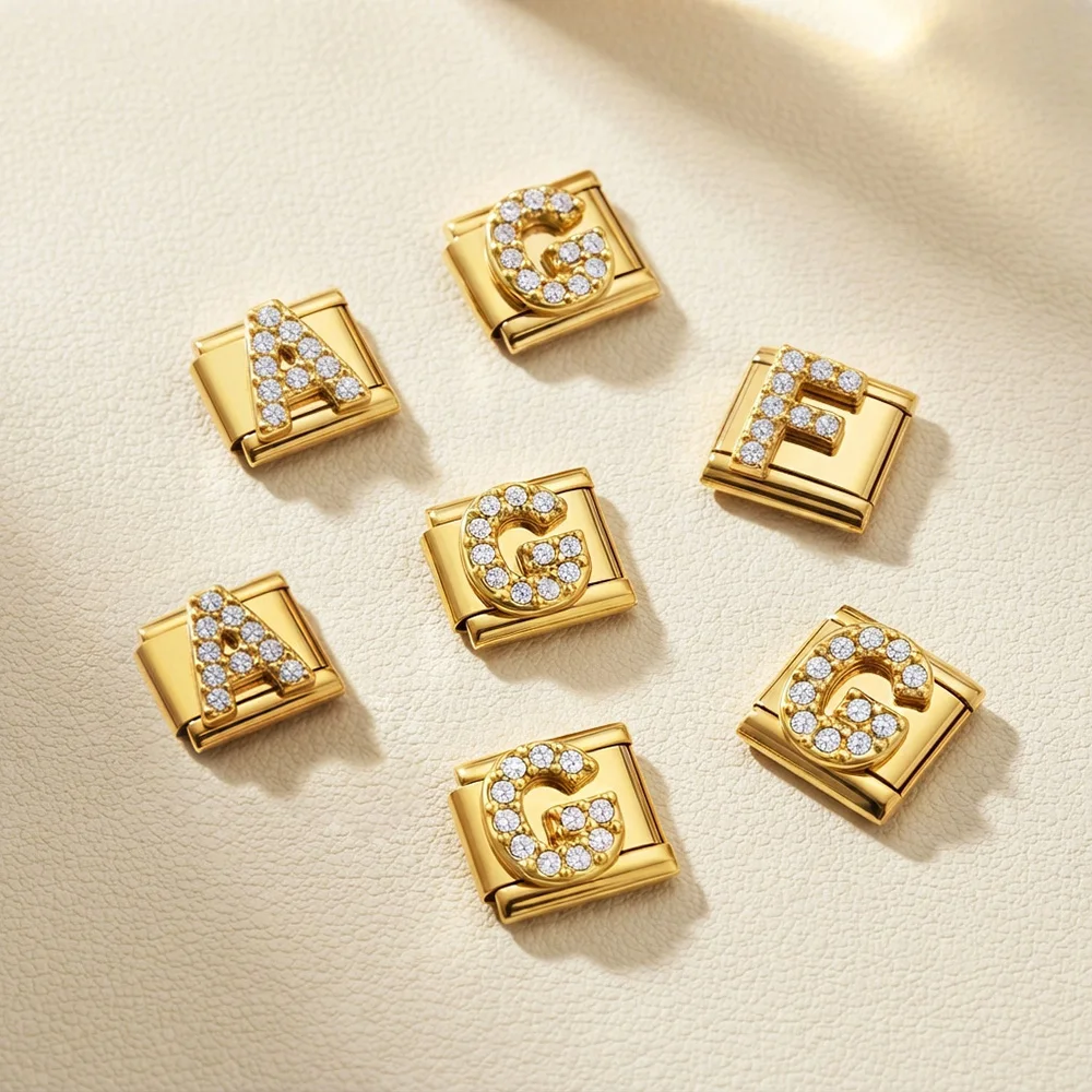 URING A-Z 26 Buchstaben Zirkonia-Anhänger in Goldfarbe, 9mm, italienische Edelstahl-Armbandglieder, DIY-Schmuckherstellung mit individuellem Namen – Detail 4