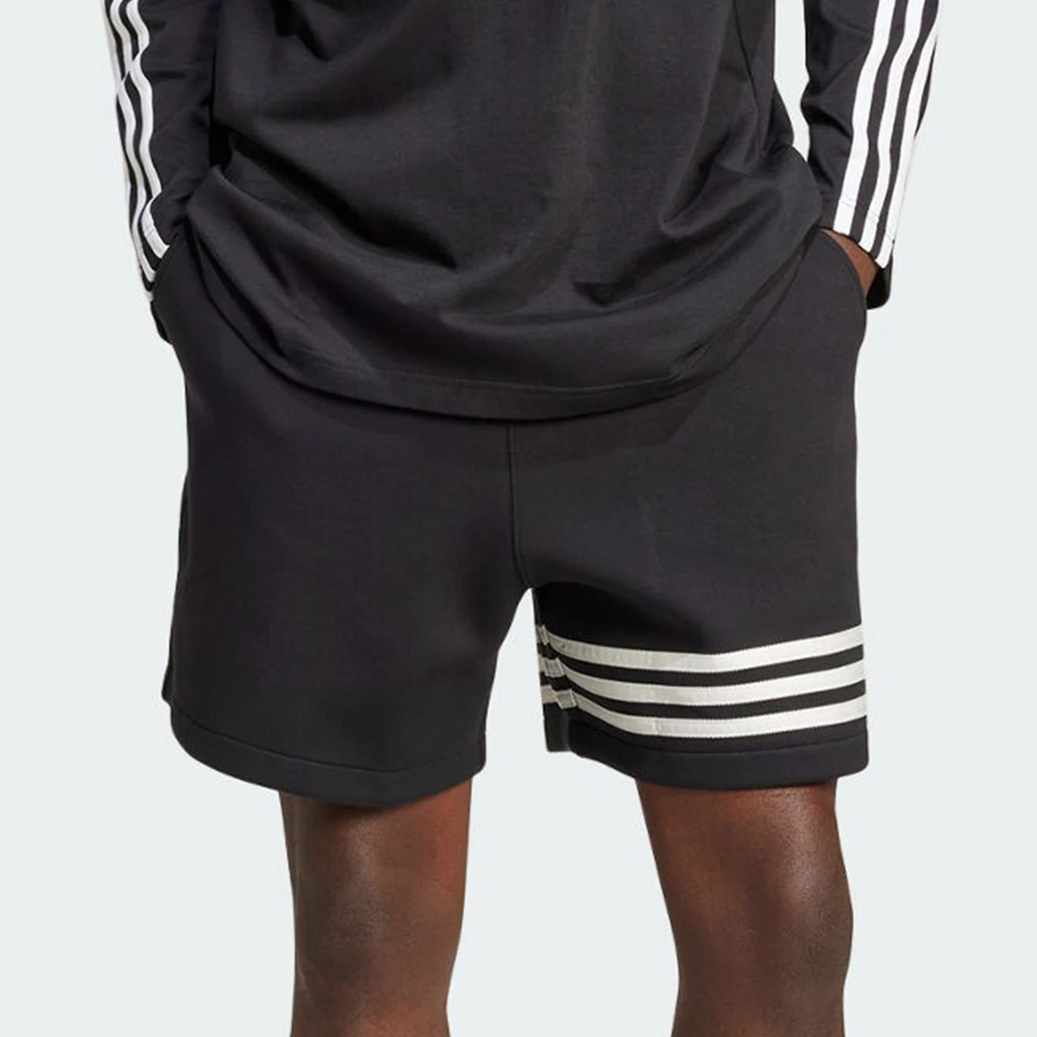 

Официальные мужские свободные повседневные спортивные шорты в полоску Adidas с тремя полосками IW0974