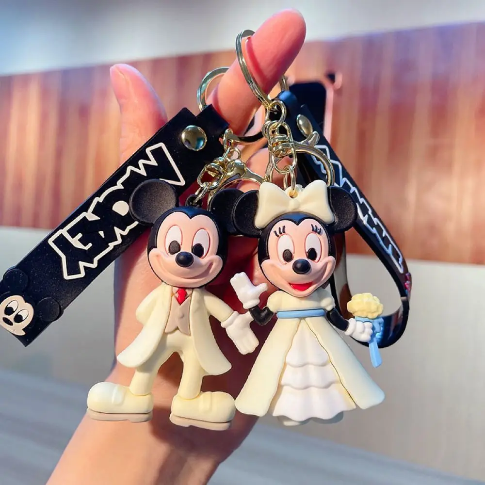 MINISO Pasgetrouwde Mickey Minnie paar cartoon sleutelhanger Creatieve persoonlijkheid tas schooltas hanger auto pop accessoire sleutelhanger