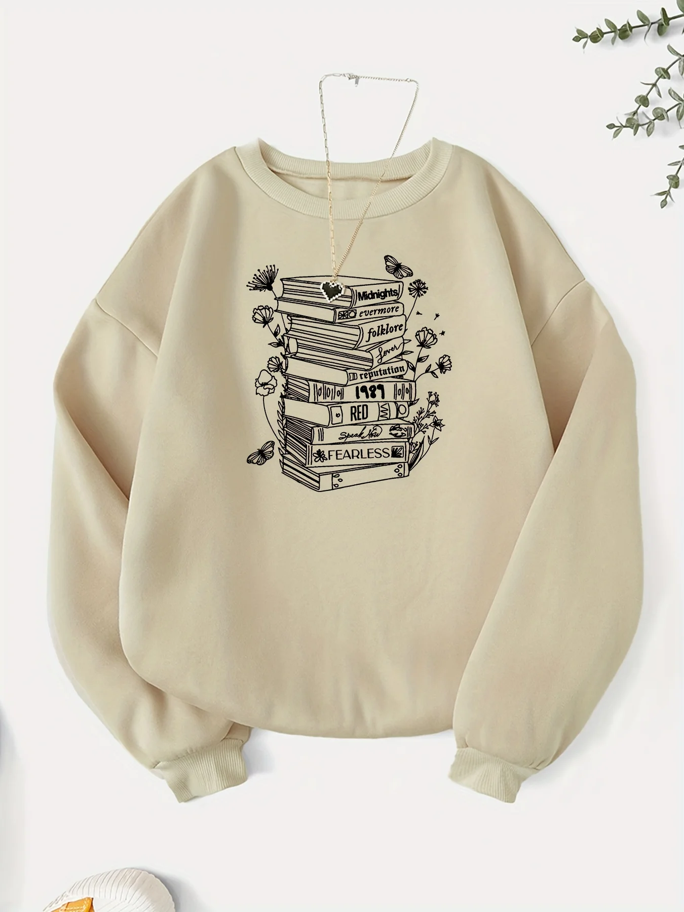 Fine book graphic print sweatshirt, crew neck casual sweatshirt for winter & fall, women\'s clothing