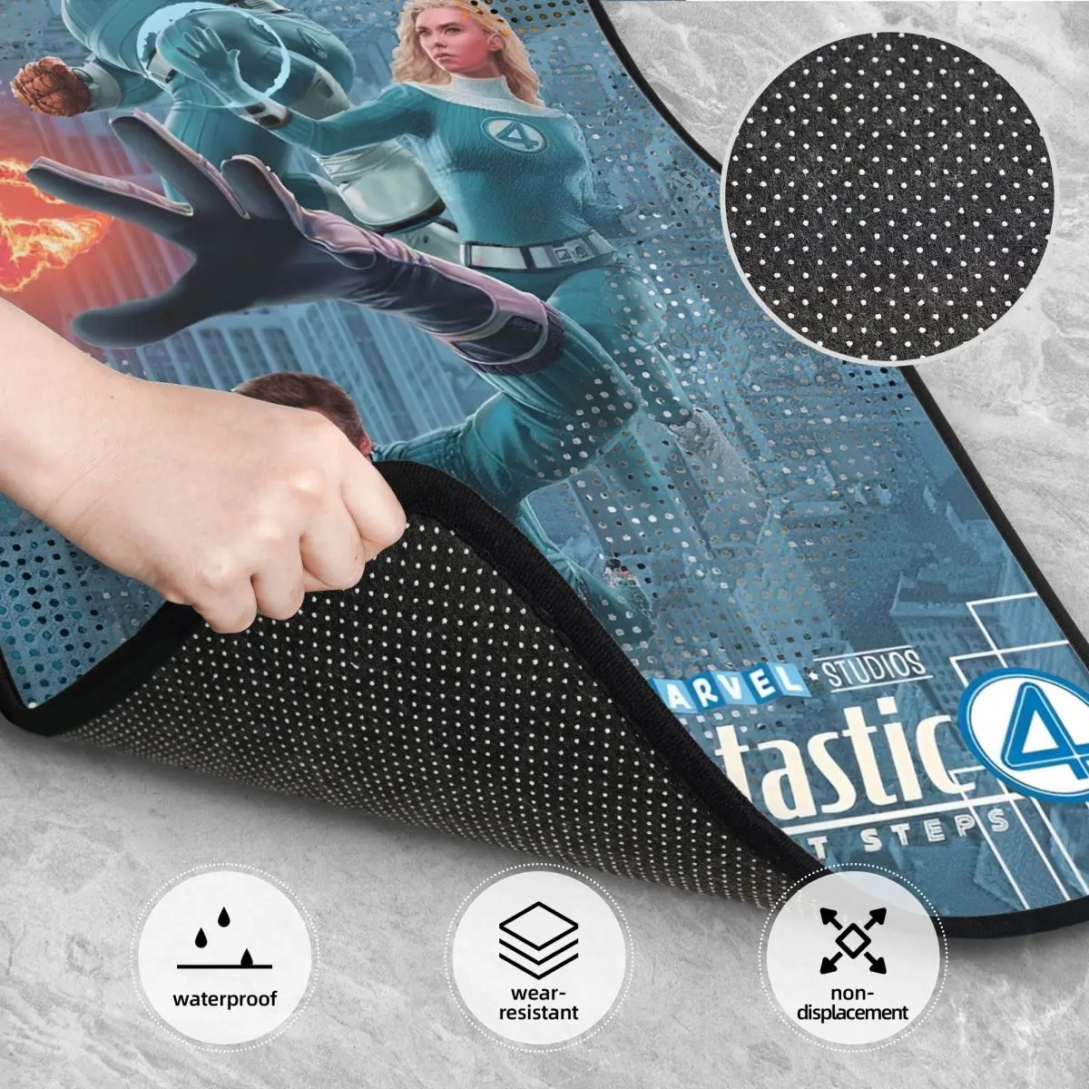 The Fantastic Four: First Steps 2025 سجاد أرضية السيارة مناسب عالميًا، مجموعة سجادة السيارة اللطيفة مكونة من 4 قطع مع دعم مضاد للانزلاق