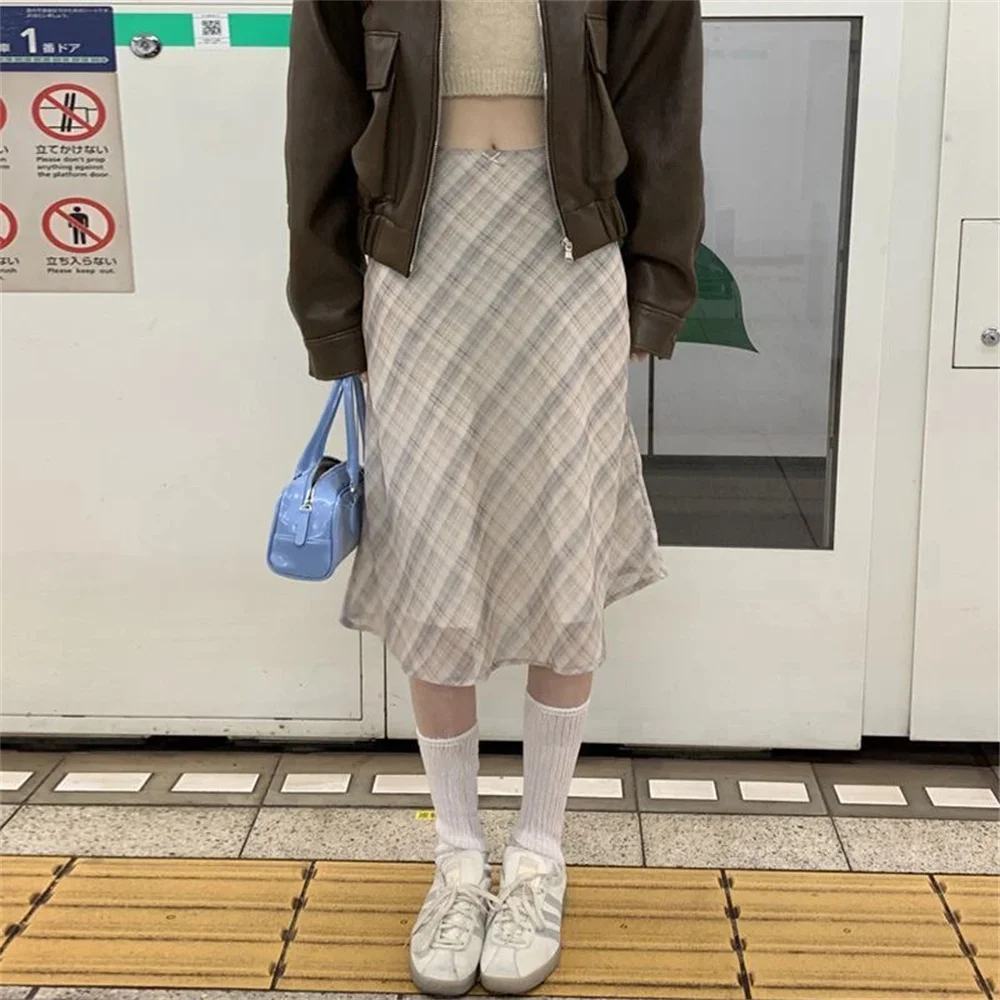 Y2k Chic Plaid Fish Tail Skirt for Women High Waist Knee-Length Color Block Vintage Style Commute Design Korean Half Body Skirts