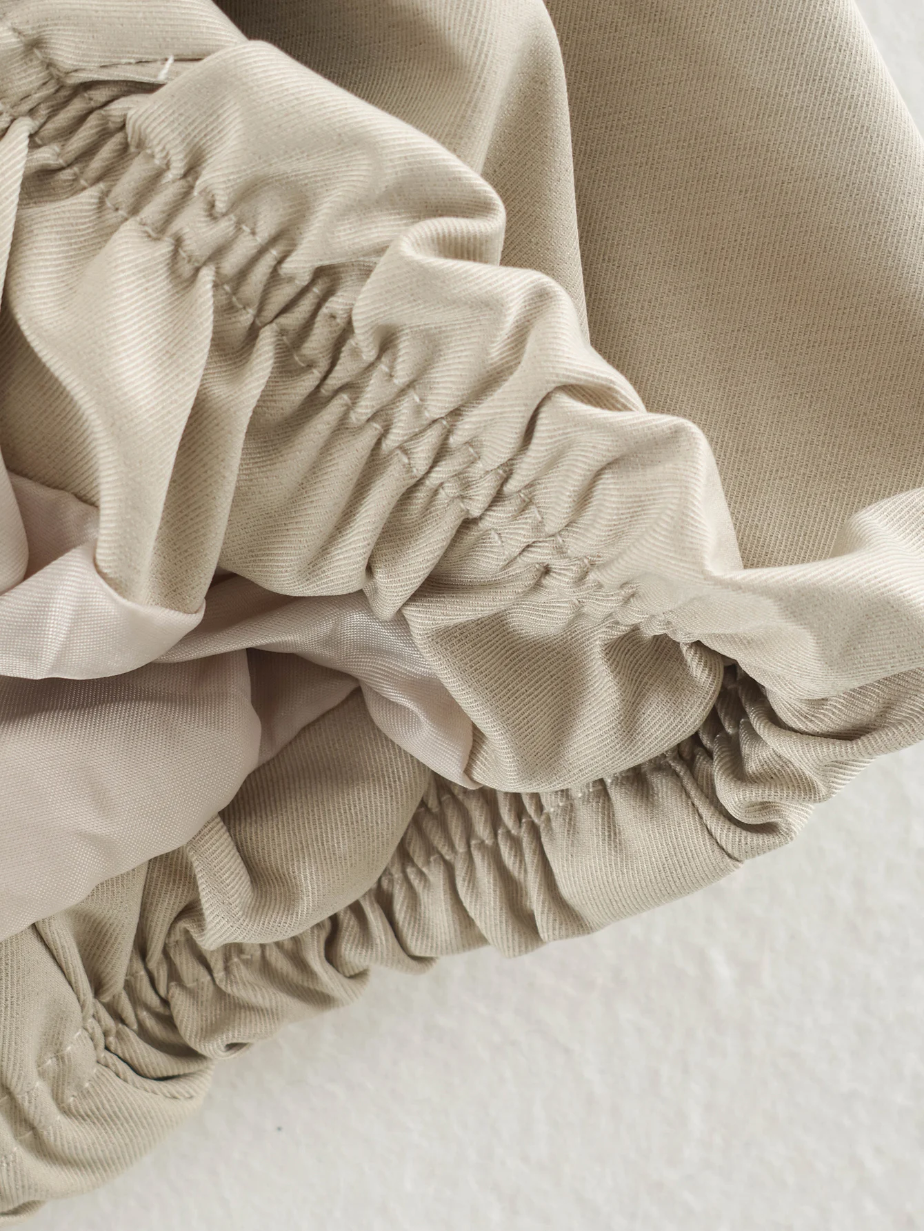 TFMLN Schicke Damenweste mit Stehkragen, doppelreihig, ärmellos, Streetwear-Trenchcoat, neue Herbstmode, plissierte Weste – Detail 7