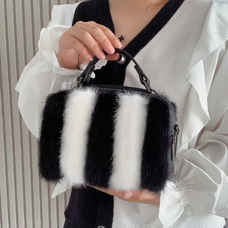 Mink Fur Bag Female Black White Handbag Real Mink Fur Shoulder Bags Crossbody Bags For Women Winter Furry Messenger Hand Bags