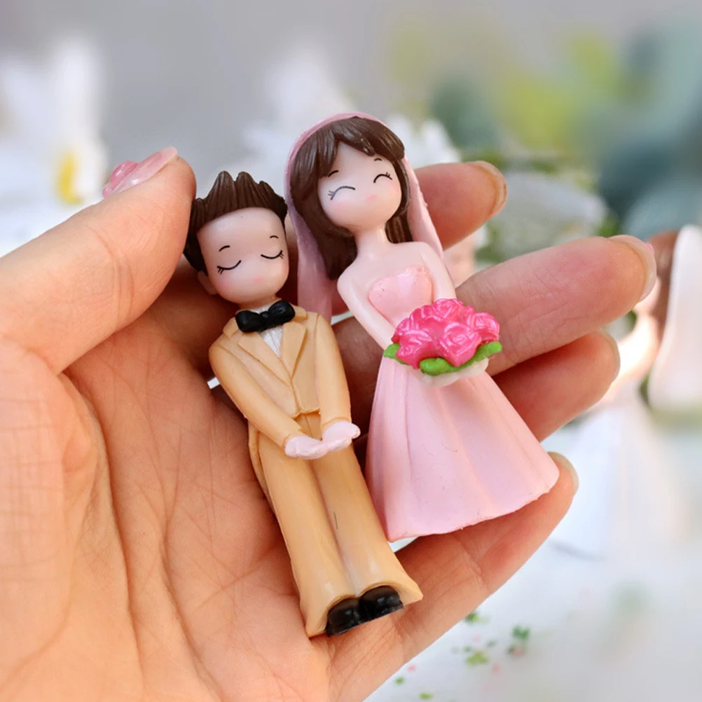 

2 Pairs White Couple Figurines DIY Home Decor Resin Statue Fairy Cake Topper Romantic Valentine Crafts Desktop Accessories