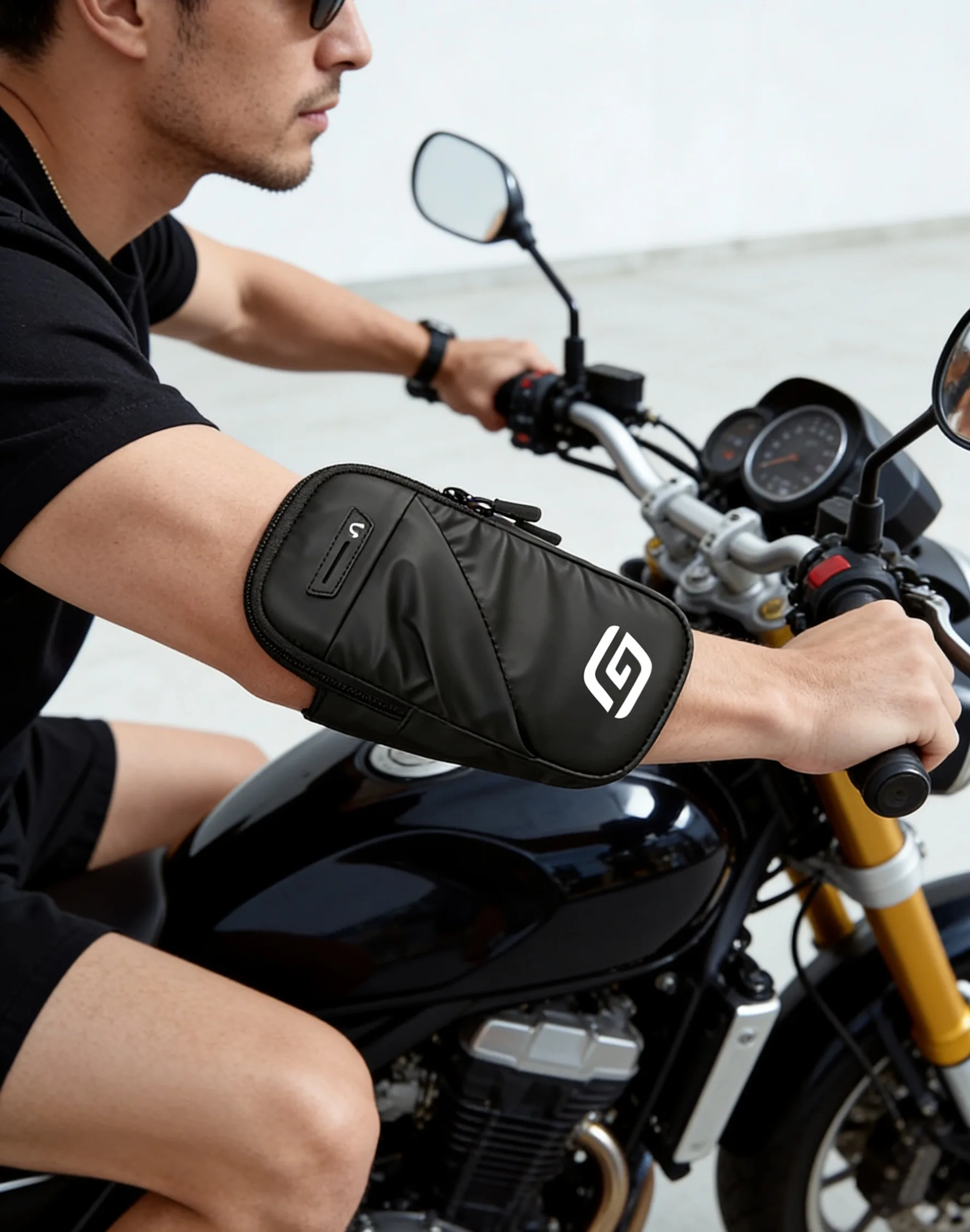 

Gas Gas EC 250 300 EX 250F 300F 350F 450F – Водонепроницаемая сумка-чехол для телефона с разъемом для наушников для занятий спортом, бега и тренажерного зала