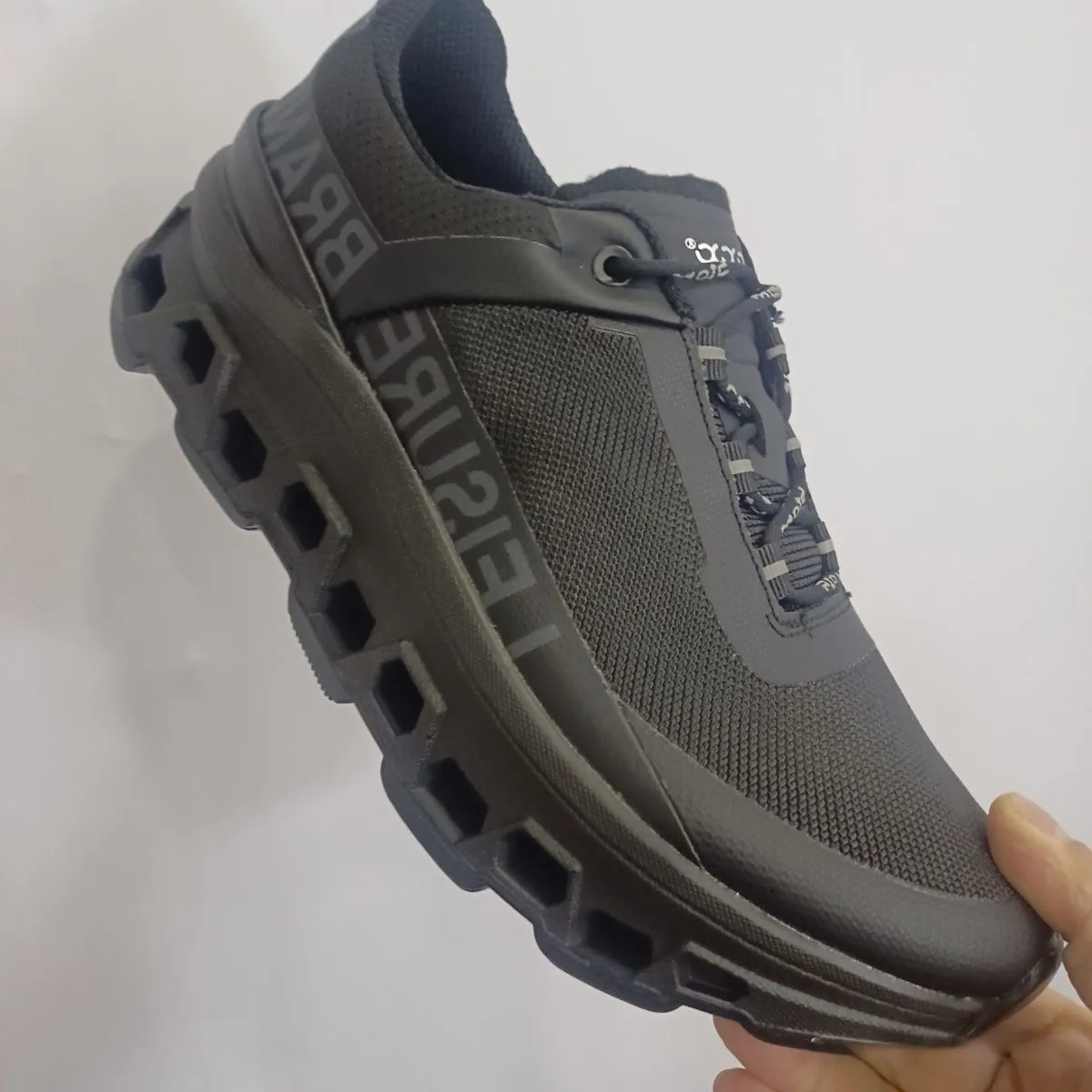 Luxury Original Trail Running Shoes Men Jogging Trekking Cushioning Sneaker Outdoor Replicas Fashion High Quality Streetwear