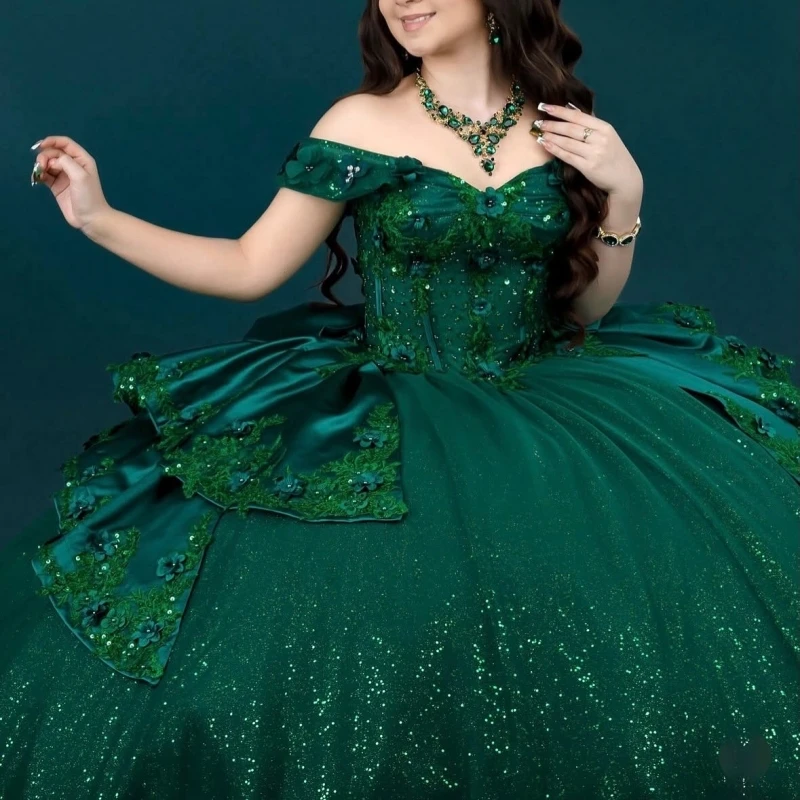 

Emerald Green Shiny Quinceanera Dresses Off The Shoulder Applique Flower Beading Crystal Bow Tull Party Birthday Sweet 16 Dress