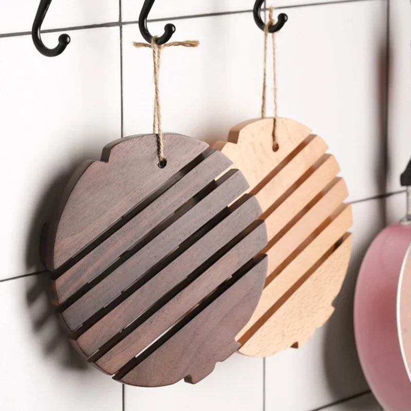 

Hot Table Pads Mats for Dishes Kitchen Accessories Cute Fish Shape Placemat Table Mat Wooden Coaster Heat Resistant Wood