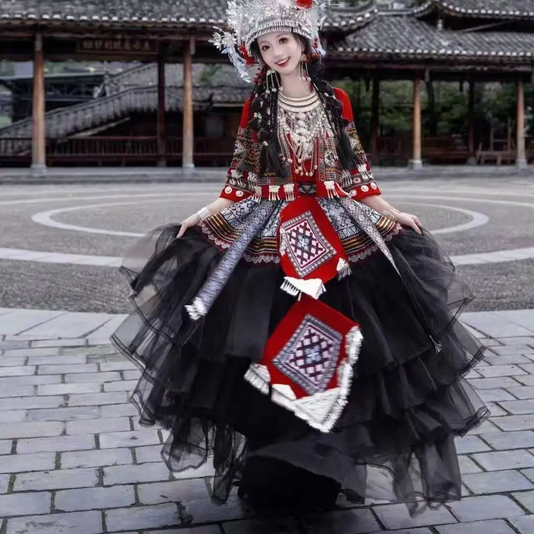 

Женский костюм Мияojiang хмонг в национальном стиле, традиционная китайская одежда, костюм Тоцзяи в этническом стиле меньшинств, дорожный свадебный наряд невесты