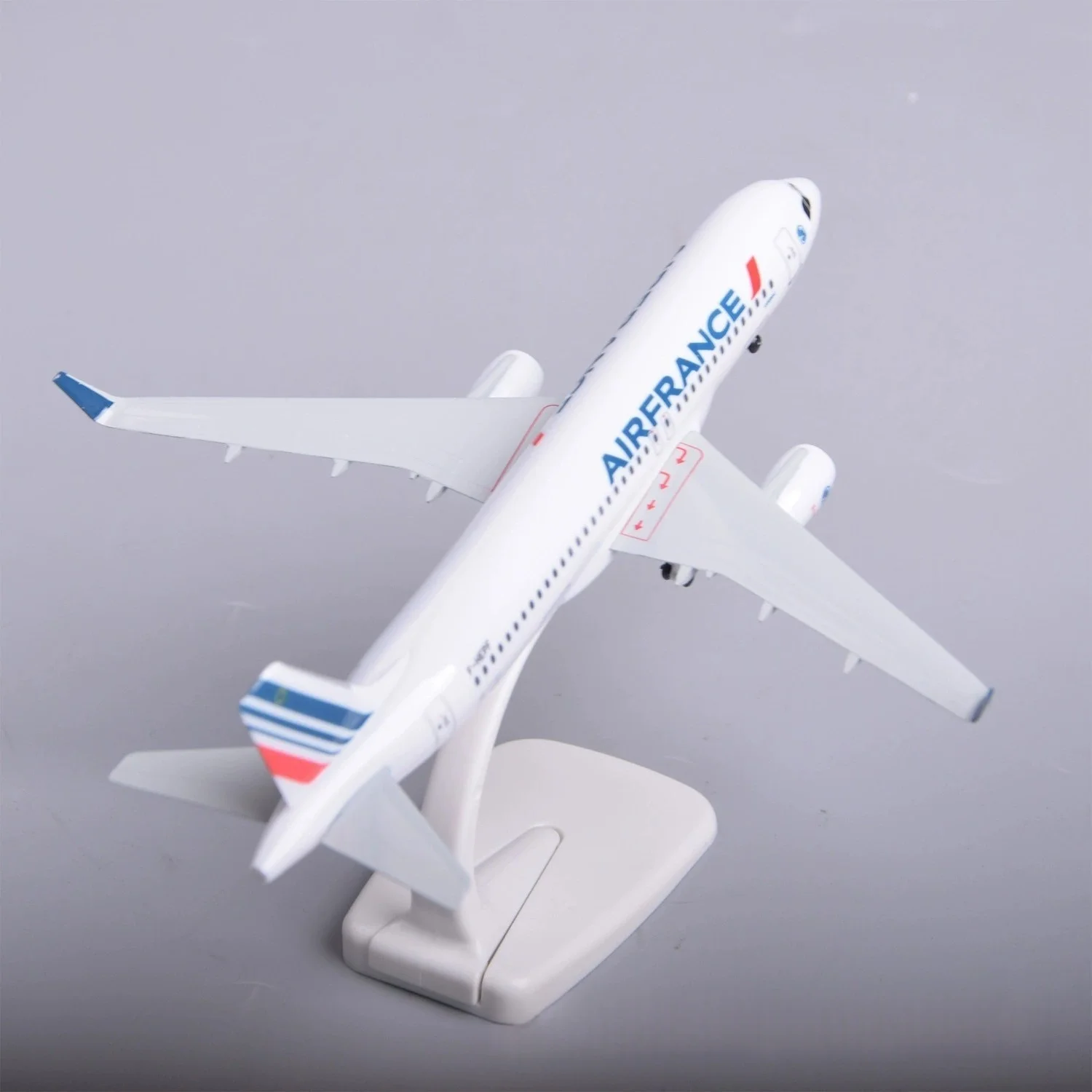 Nouveau modèle d'avion de 20 cm France A320, échelle 1/300, kit de modèle d'avion en métal moulé sous pression avec support pour exposition, collection, cadeau