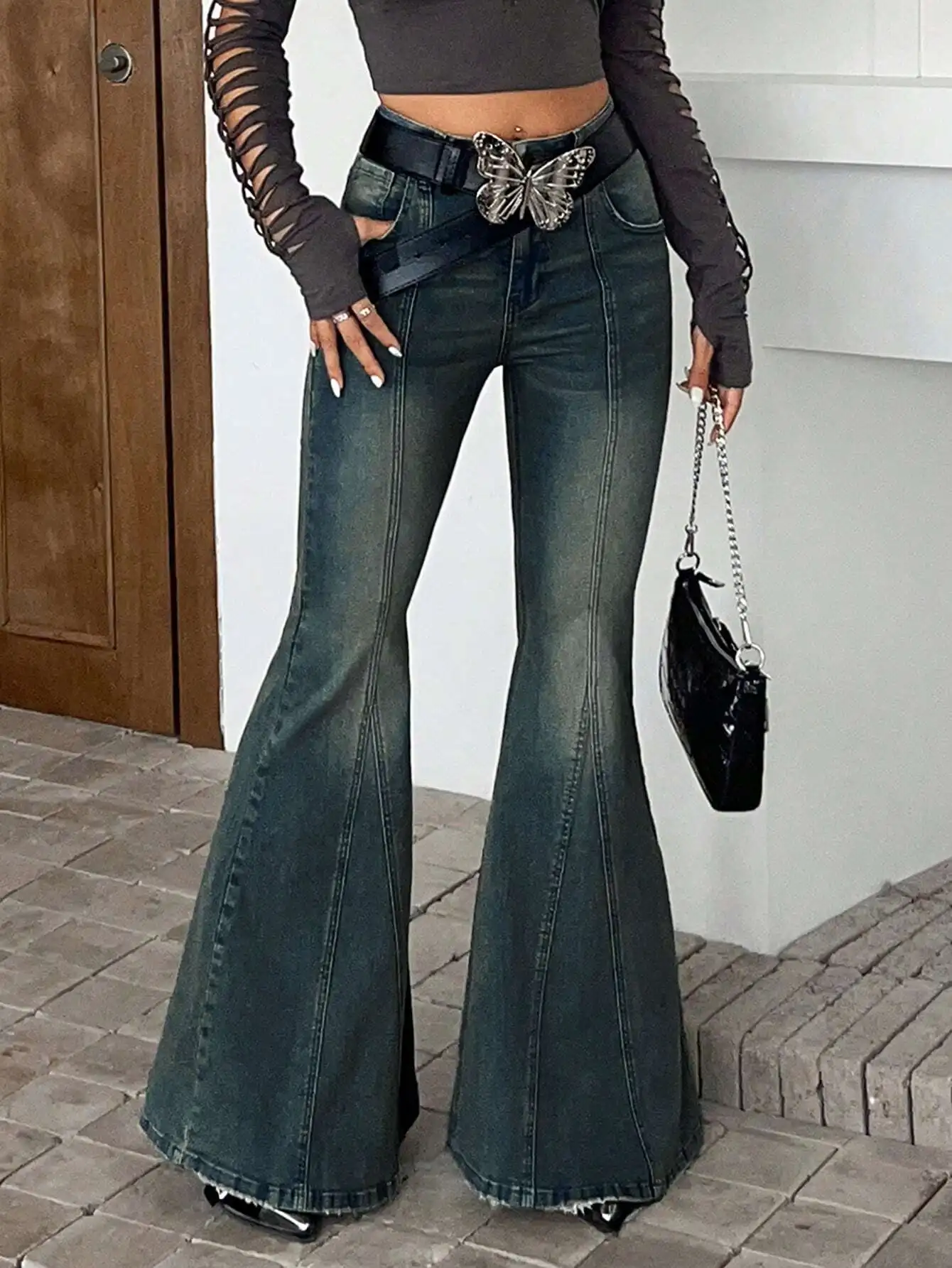 

Женские джинсы с высокой талией и расклешенными штанинами, с потертостями по низу, повседневные джинсовые брюки для уличного стиля