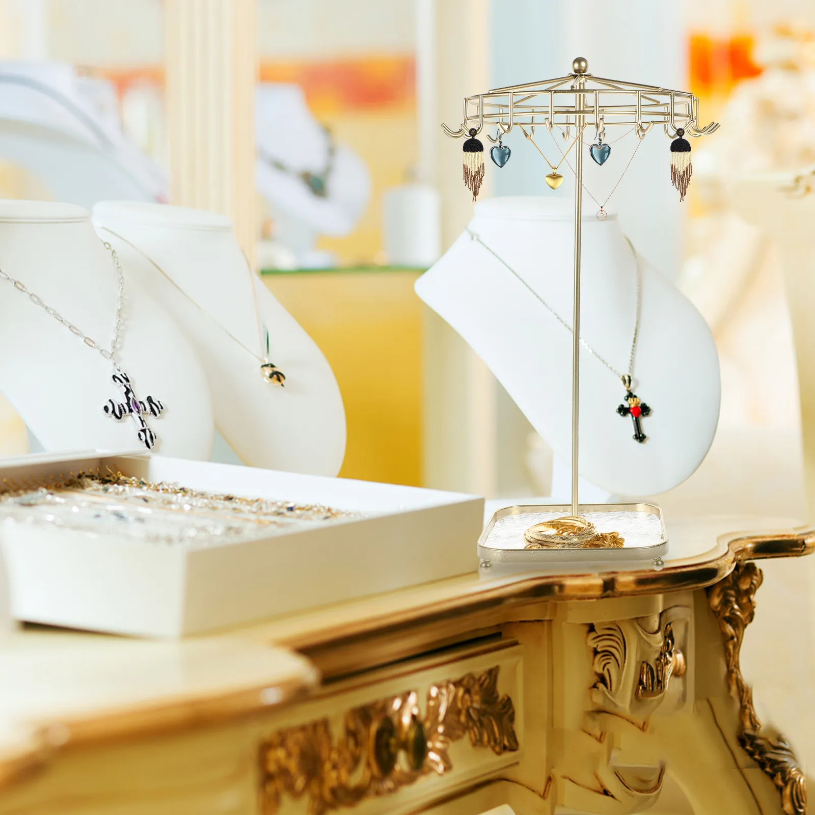 

Rotatable Iron Umbrella Shaped Jewelry Stand with Acrylic Base for Necklaces Bracelets Earrings Rings Display Organizer Desk