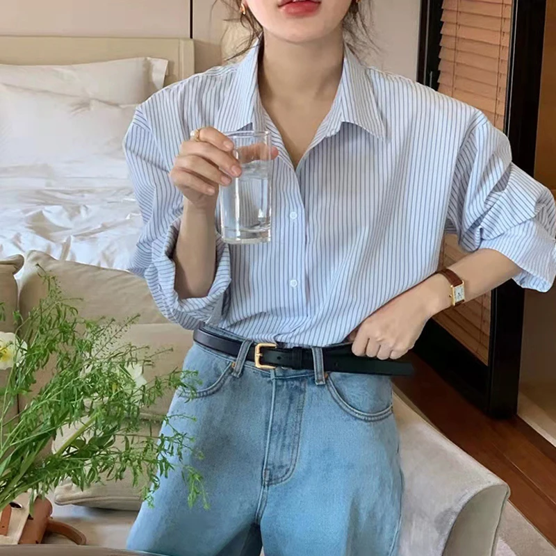 

Chic Blue Striped Loose Long Sve Women's irt Vintage Collar Commute Sle Korean Version Bubble Sve Regular Length