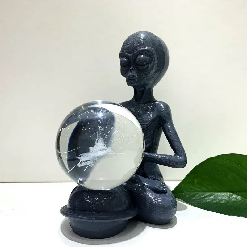 Alien-Resin Statue with Crystal Base, Yoga Meditation, Living Room, Gifts