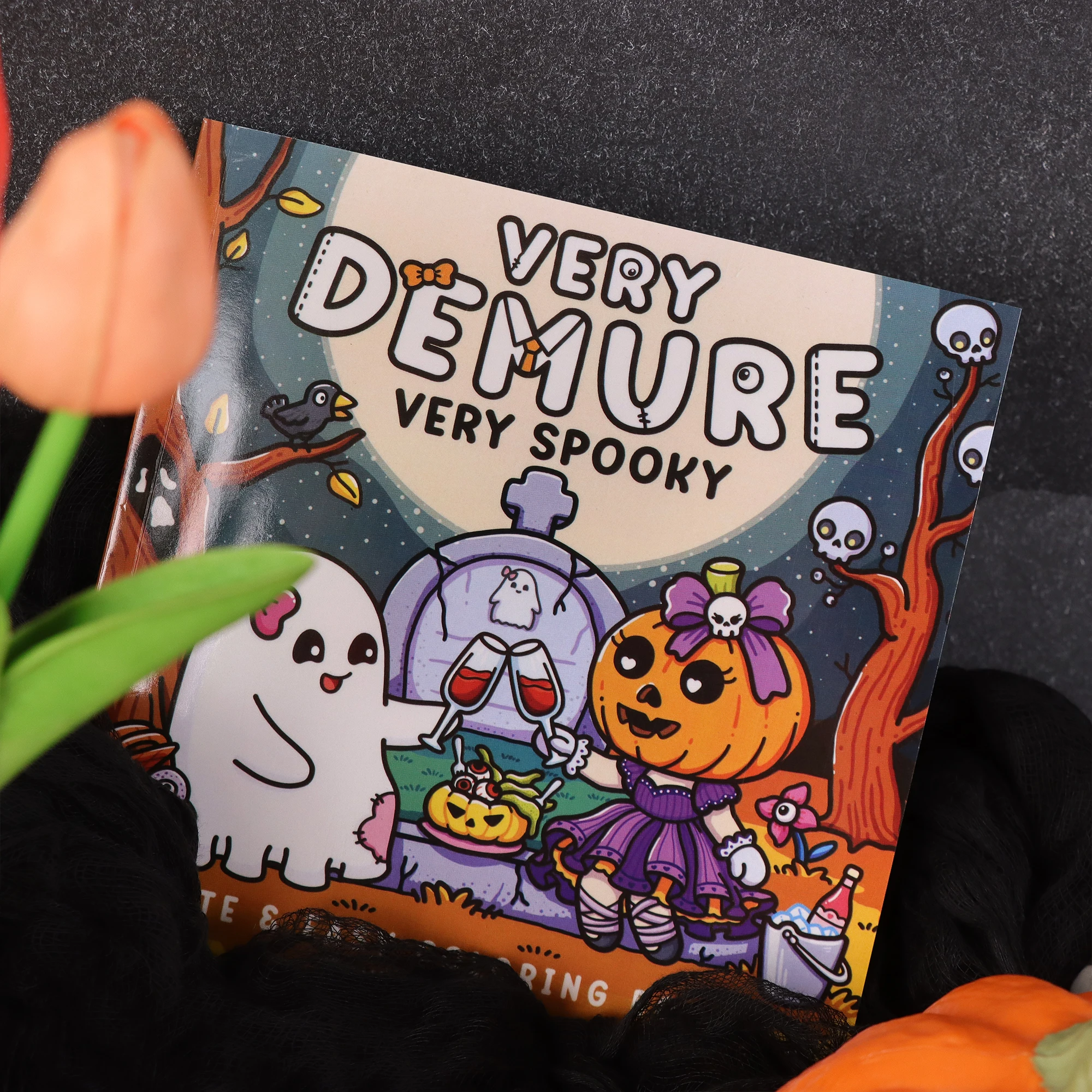 Spooky Cute Halloween Coloring Book, 21x21cm Cute & Easy Ghost Pumpkin Skull Coloring Pages, Relaxing Stress Relief Art Activity