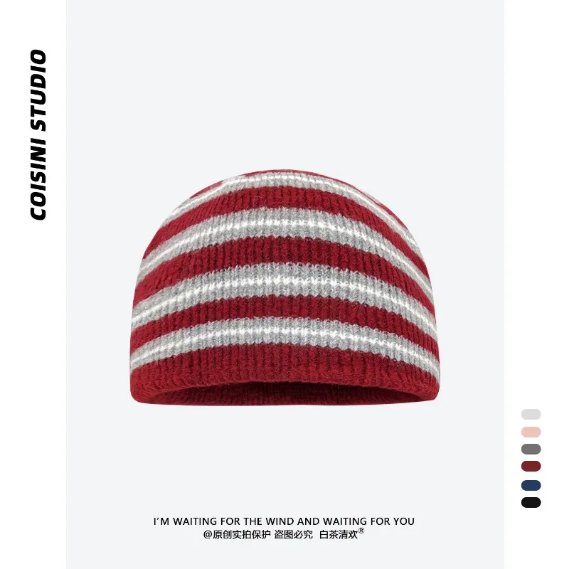 Koreanische gestreifte Strickmütze für Männer und Frauen, Herbst und Winter, verdickt und warm, modische Kurzschirm-Skull-Beanie-Mütze – Detail 4