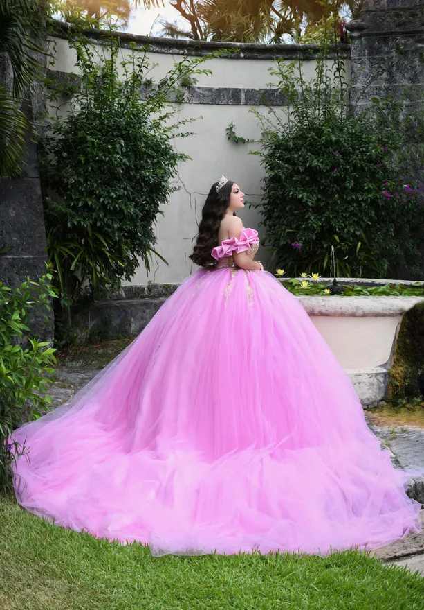 فساتين Quinceanera براقة مع زينة ، أميرة حلوة 15 سنة فستان حفلة عيد ميلاد ، 2023