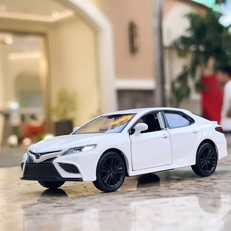 

New 1/36 Camry Alloy Car Model Diecasts Metal Toy Vehicles Car Model High Simulation Collection Miniature Scale Childrens Gifts