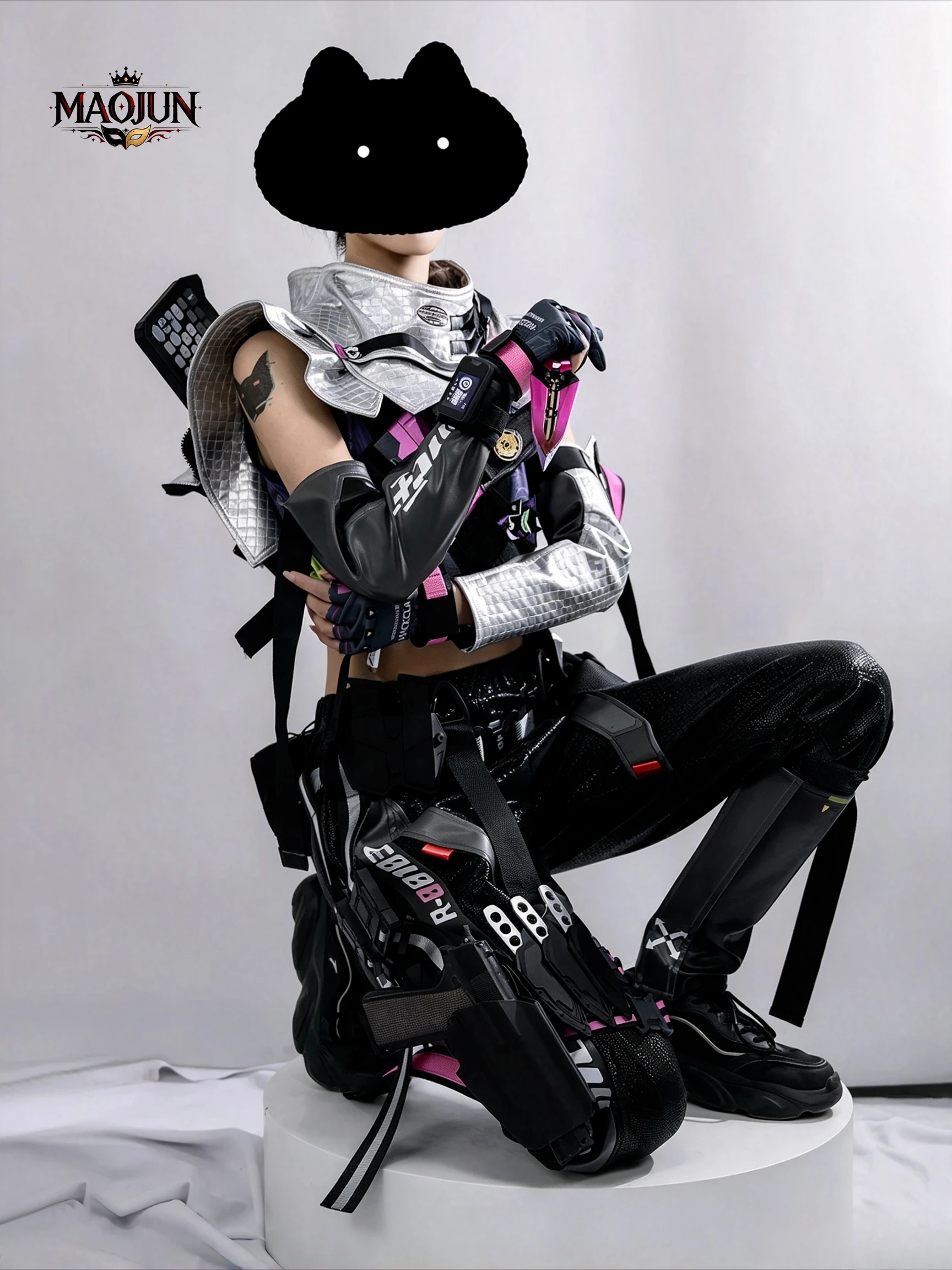 Hackclaw Mai Xiaowen Cosplay Outfit Delta Force Hacker Girl Tactical Suit Silver Collar Vest Arm Sleeves Multi Belts Accessories - view 5